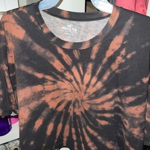 HOLLISTER CROPPED TEE